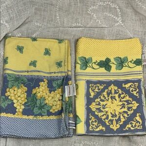 Vallesusa case bundle of 2 kitchen towels made in Italy